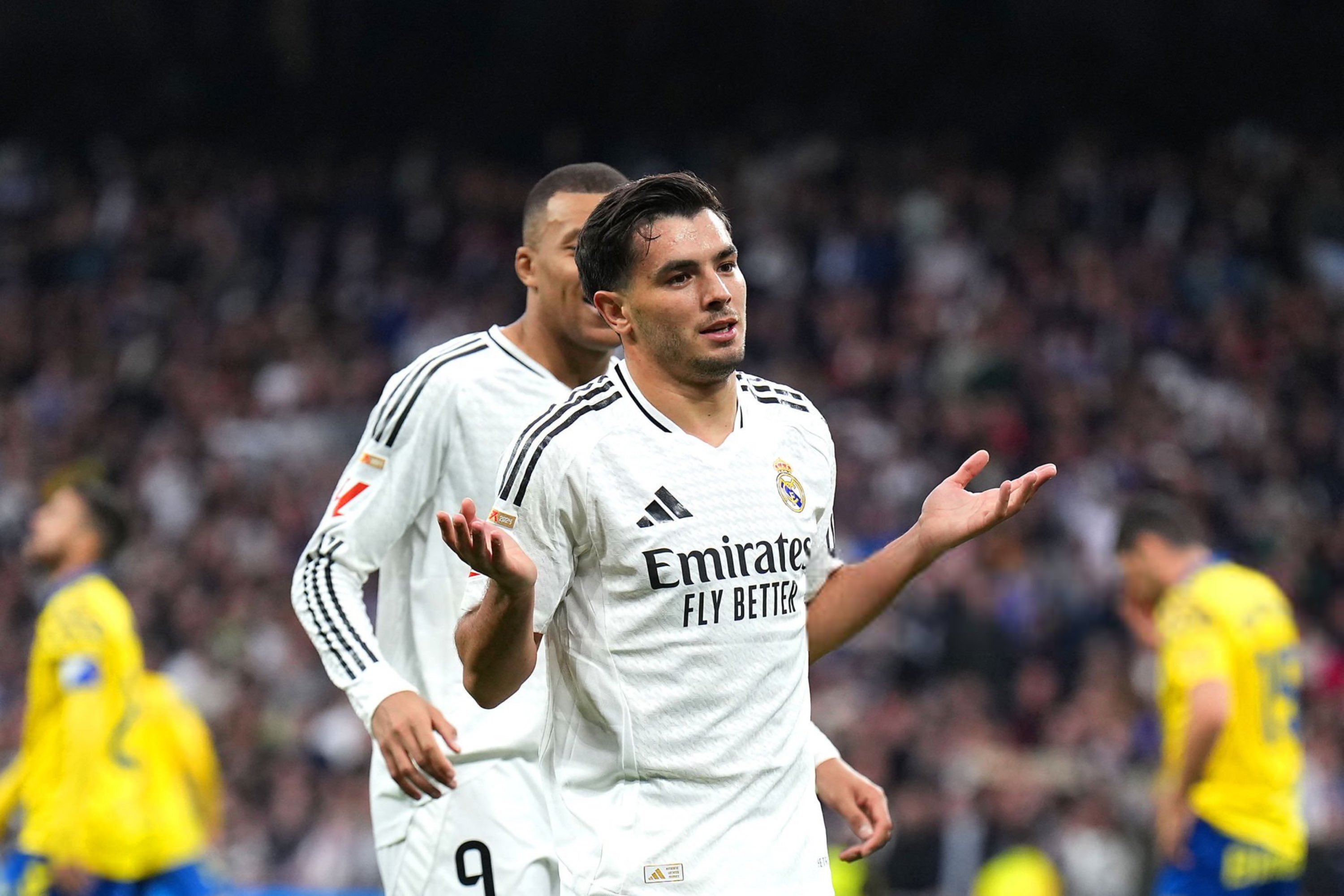 蒂姆重要时刻最后时刻胜出，西班牙队带队取胜！赛场气氛高涨的简单介绍-开云中国