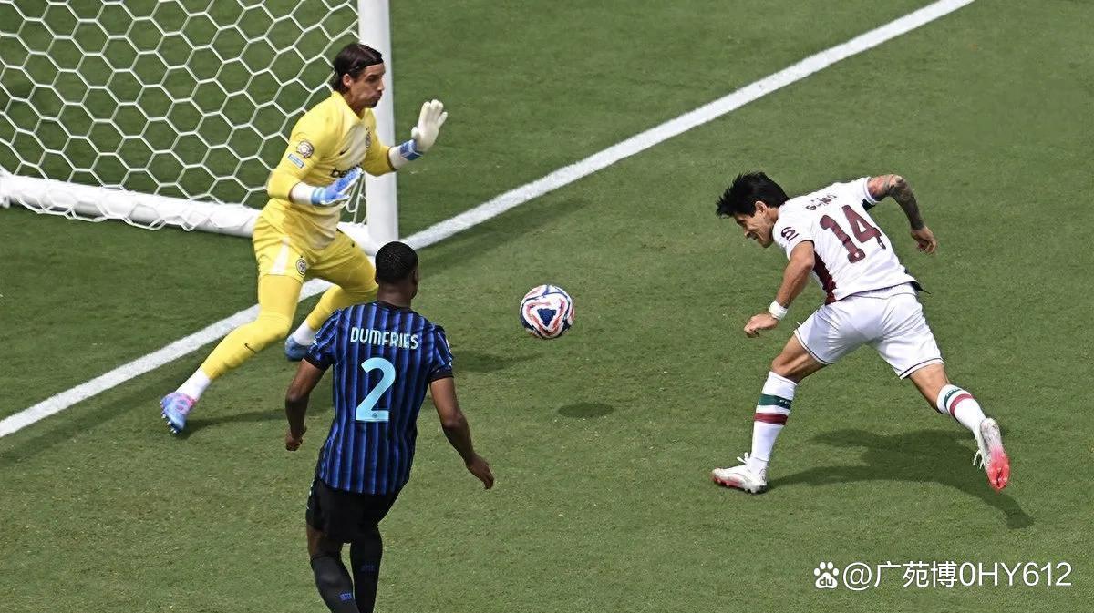 曼城迎德甲关键赛,清晨造点机会,引发热议,身体对抗强度拉满 曼城迎德甲关键赛,清晨造点机会,引发热议,身体对抗强度拉满